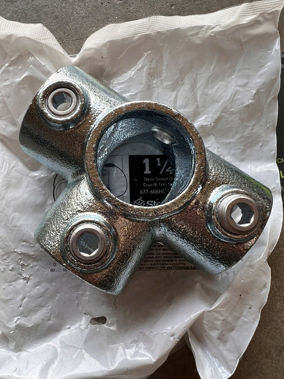 SteelTek 1-1/4-in x Cross Galvanized Steel Structural Pipe Fitting #737821